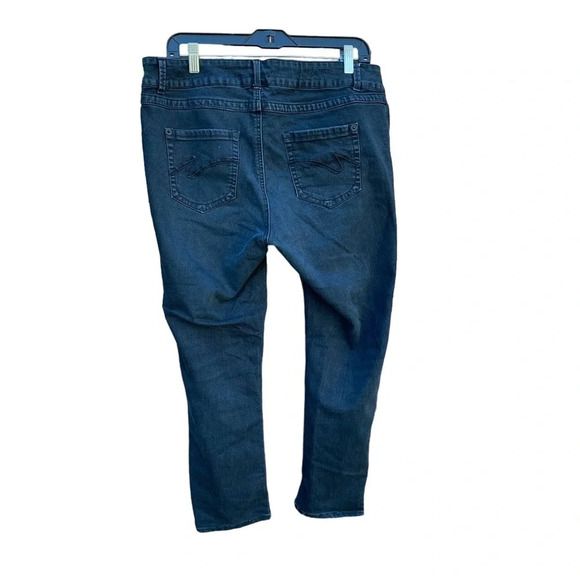 Z. Cavaricci women's size 14 ankle jeans, inseam 25 1/2" - Picture 3 of 4